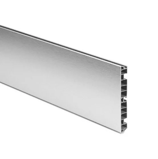 Skirting Silver / Black